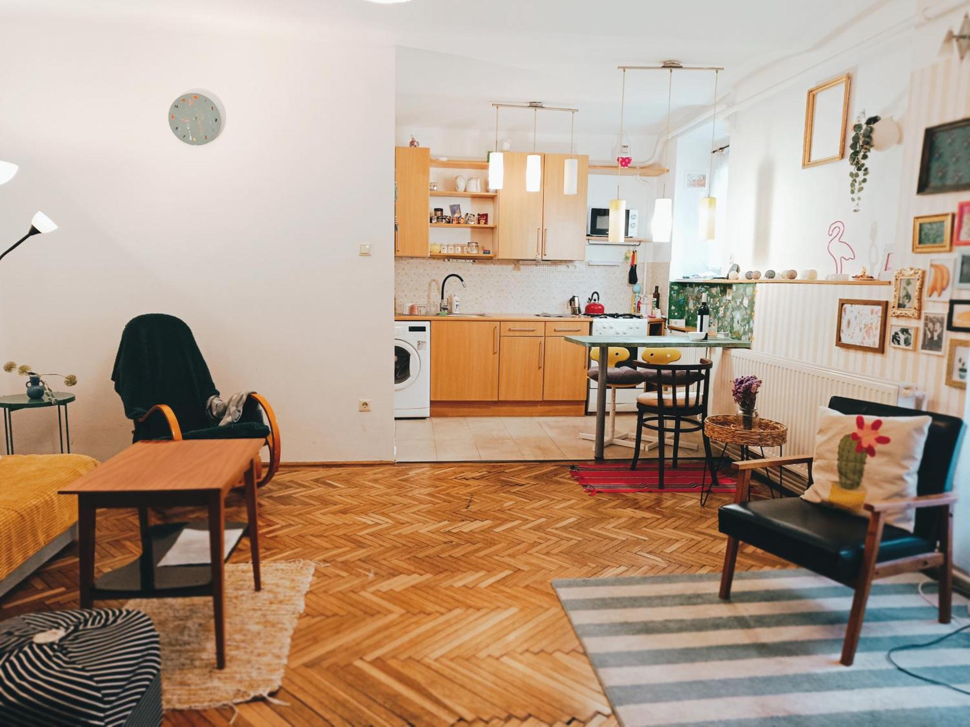 Flat In Historic Villa With Your Own Private Garden, Near City Park Boedapest Buitenkant foto